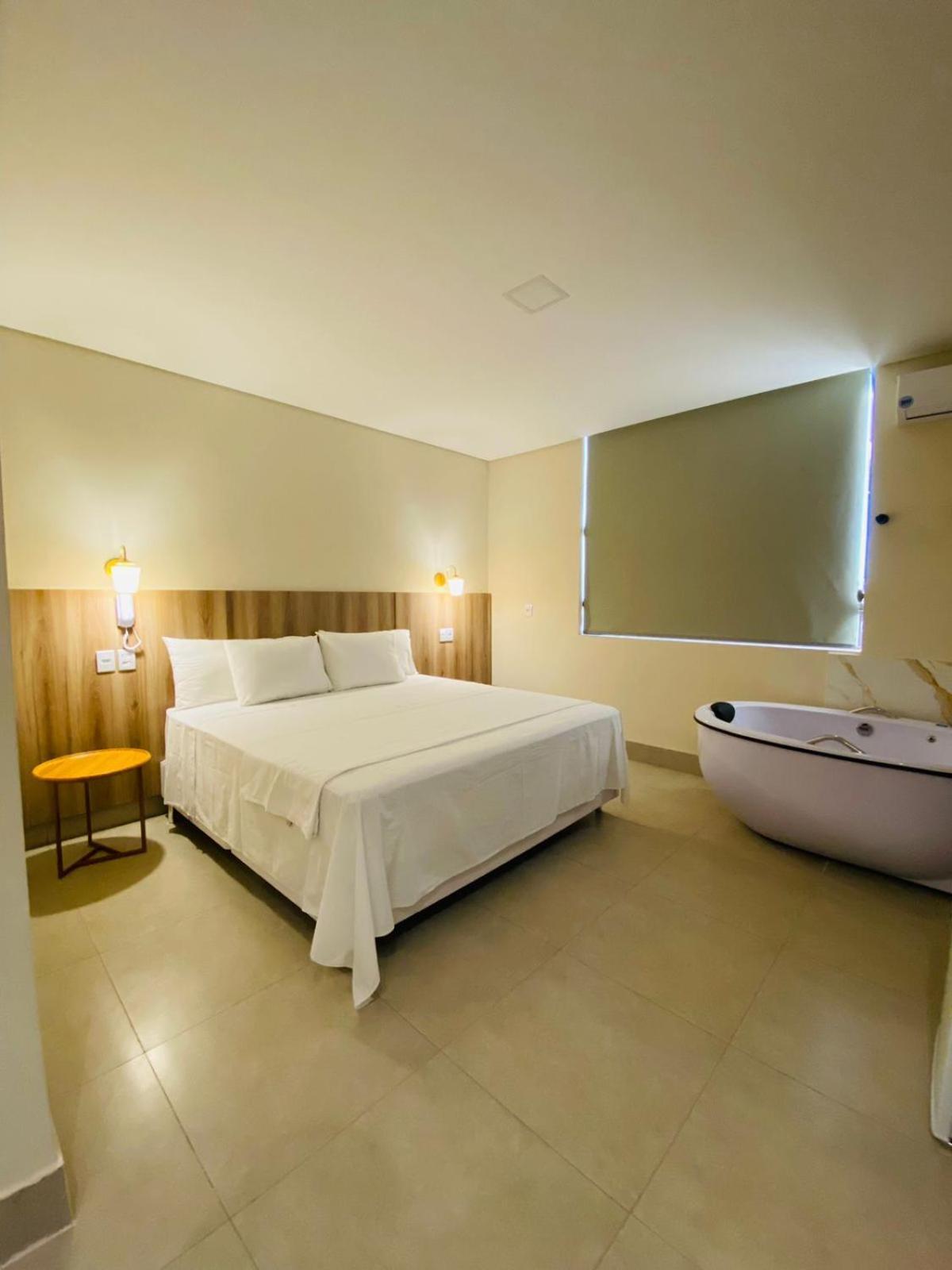 Hotel Oscar Gold Janauba Kültér fotó